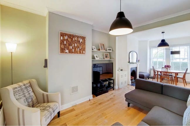 TWO lovely rooms on Northern Line Main Photo