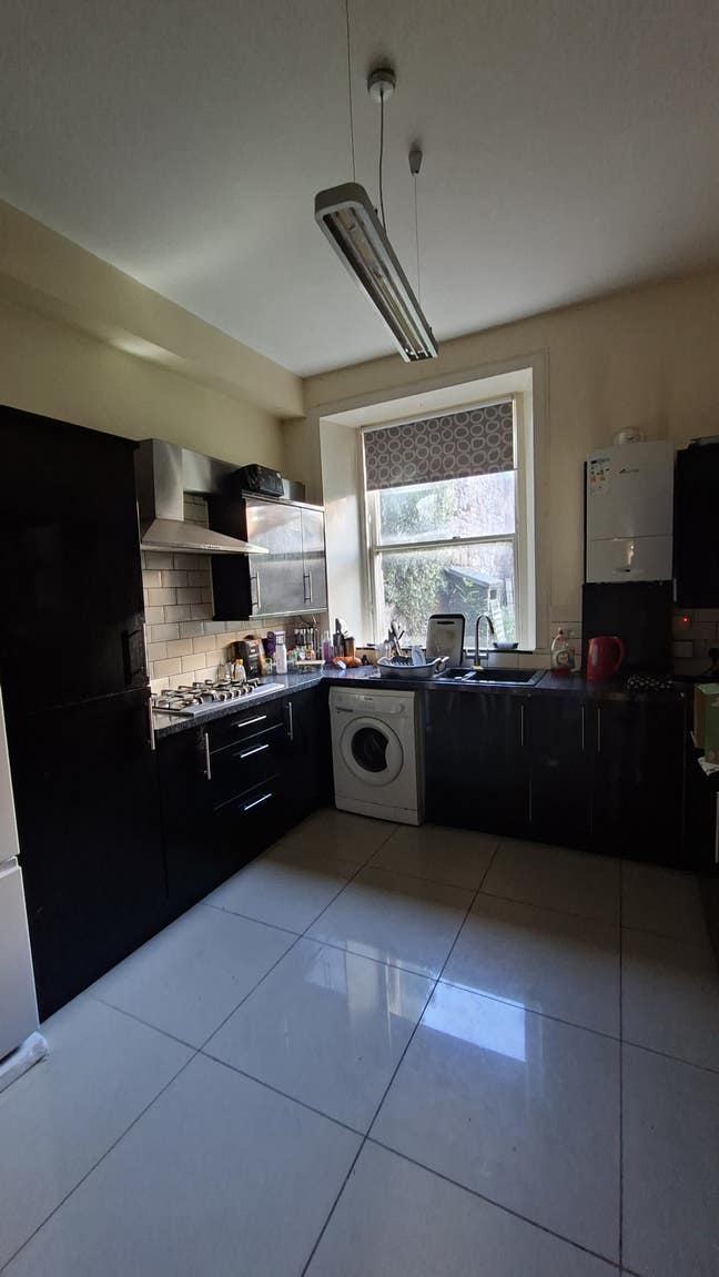 Double bedroom central Edinburgh  Main Photo