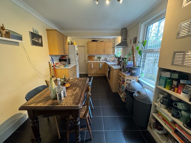 Double room in Herne Hill  Main Photo