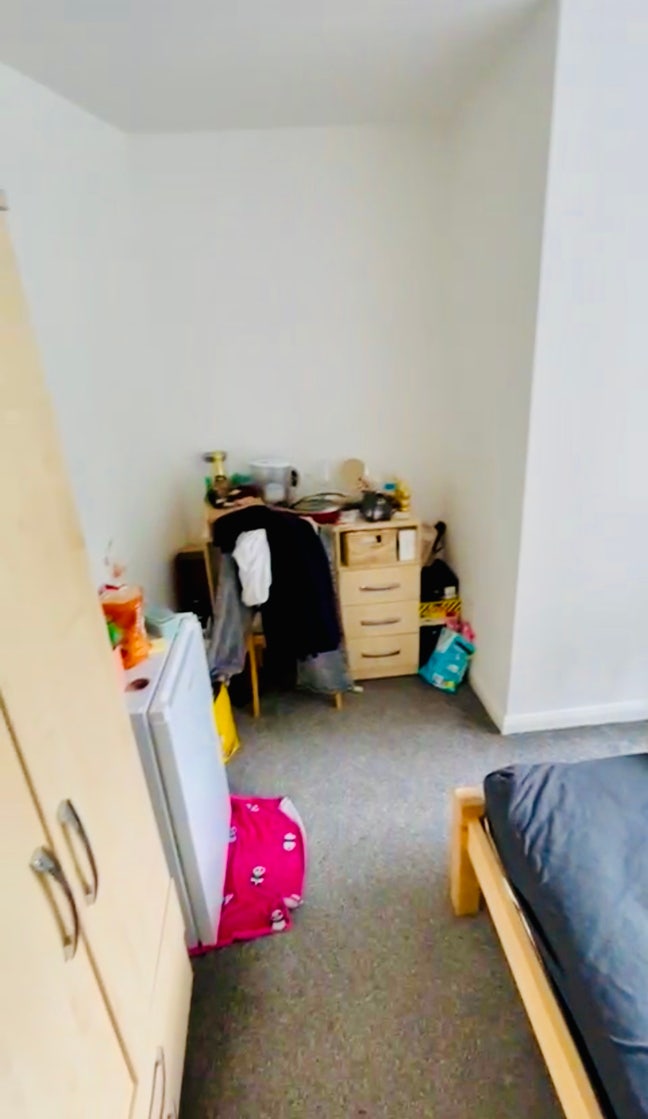 En-suite Double Room | Garden View | Headington Main Photo