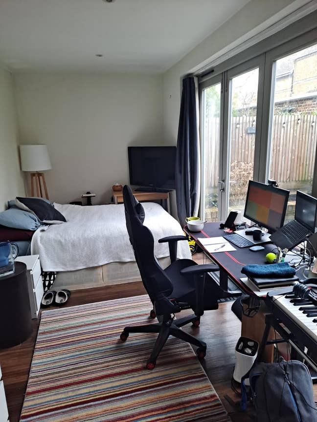 Great Double room with private Garden Acton Town Main Photo