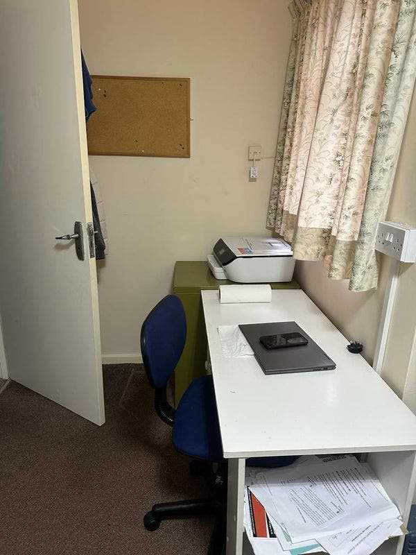 Double room near Glenfield Hospital Main Photo