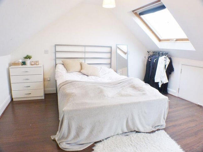 Double Room In Kingston Main Photo