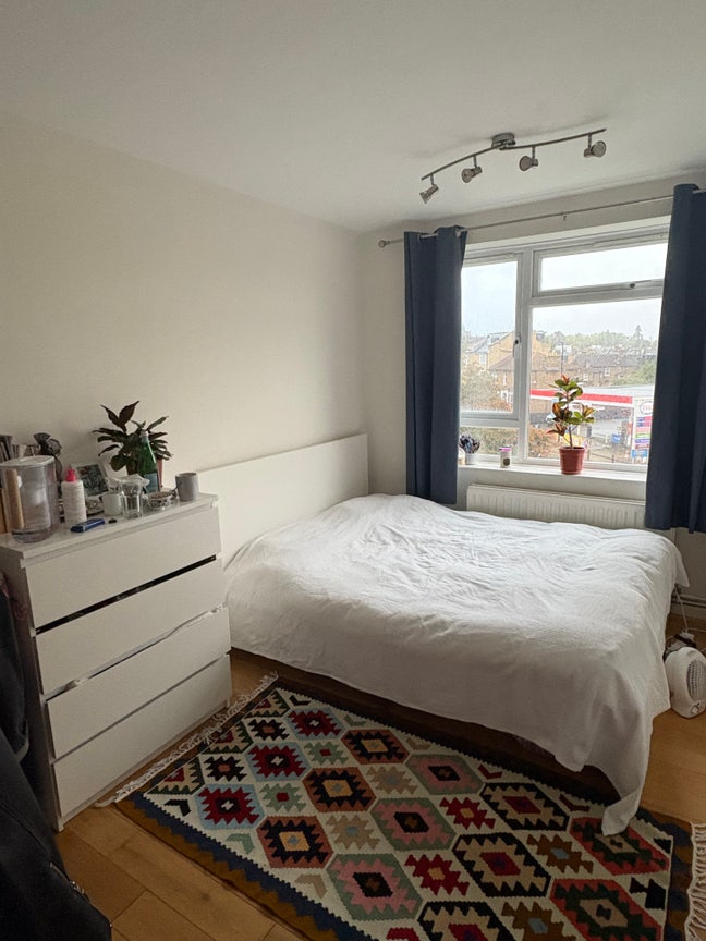 2 rooms in Brockley next to overground Main Photo