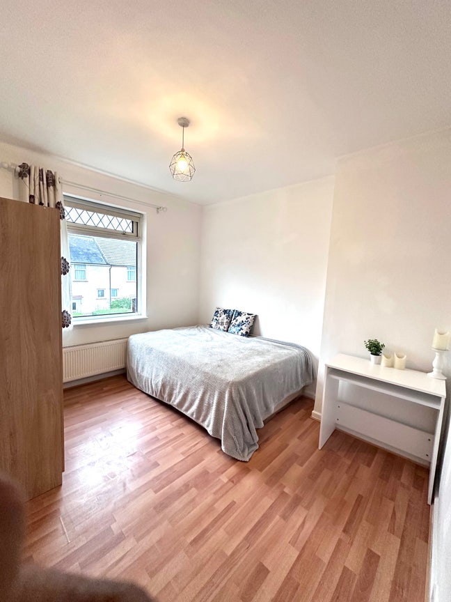 Double room in SW16 LONDON (all bills included) Main Photo