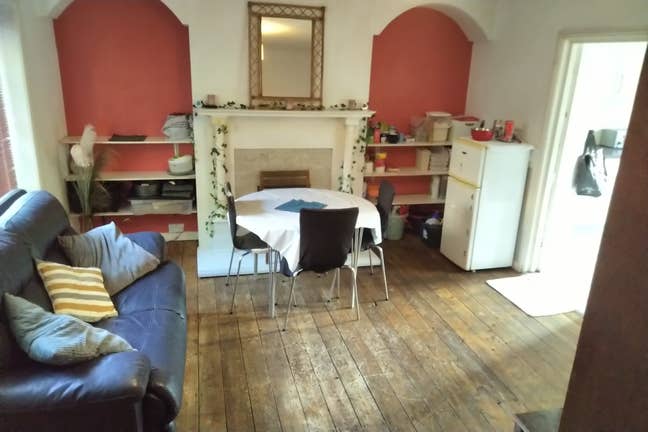Spacious Double Room - Central Area - Brighton Main Photo