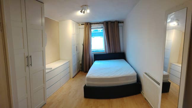 2 Bedroom Flat, Furnished, All Bills Included Main Photo