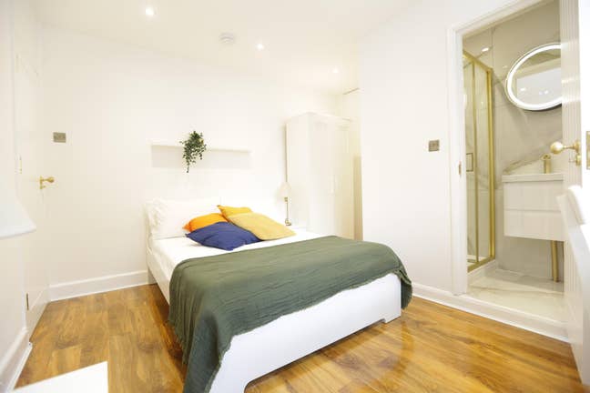 **Highbury And Islington** Ensuite Available Now! Main Photo