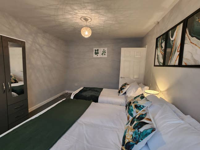 2 ROOMS in a shared house ,,  Main Photo