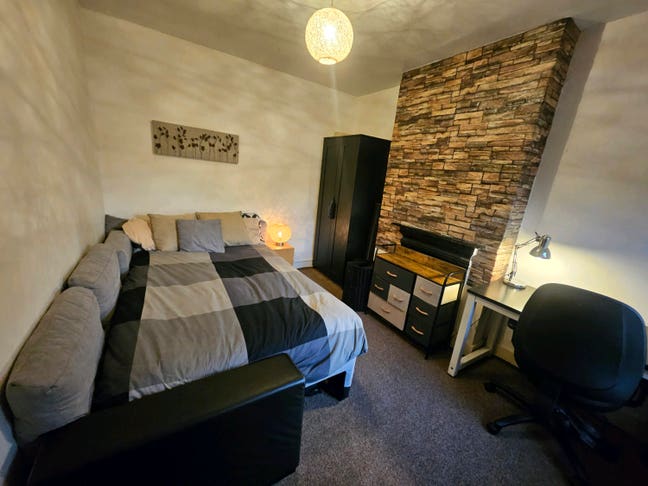 Lovely double room, central Oxford Main Photo