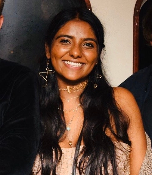 Professional Female seeks a single or double room Main Photo