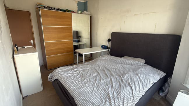 Double Room - Single Person - HMO Property Main Photo