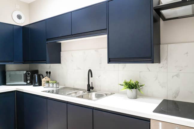 Luxury Studio & En-Suite Rooms – Daybrook NG5 Main Photo