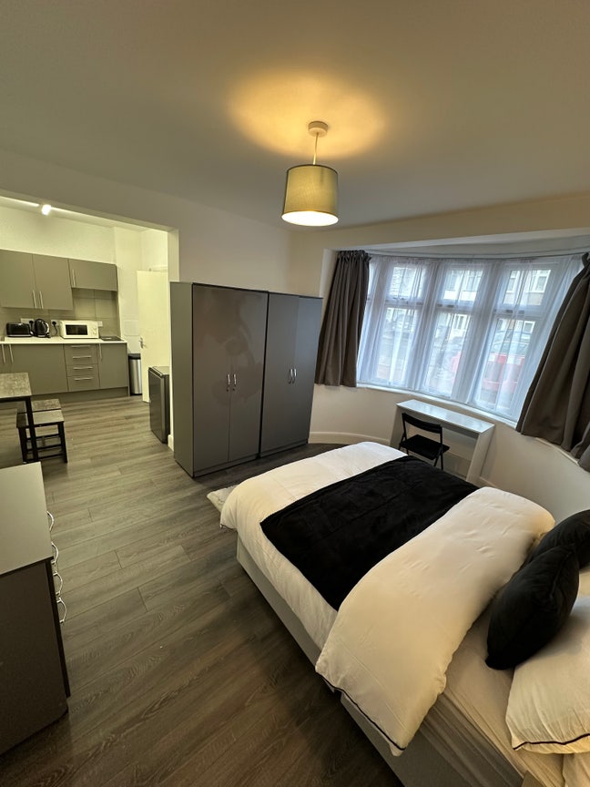 🔥🔥 Brand New Large Studio Rooms 🔥🔥 Main Photo