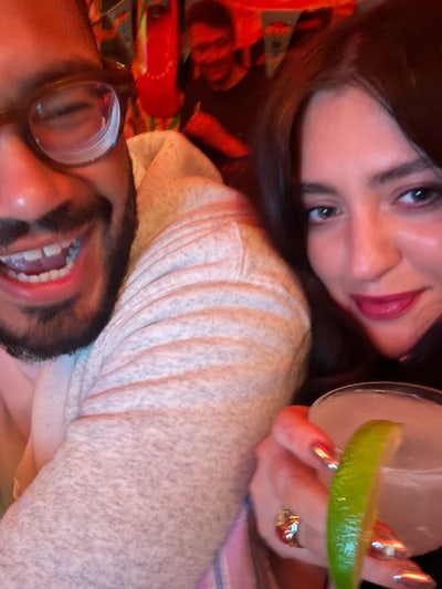 Female professional looking for a spare room Main Photo