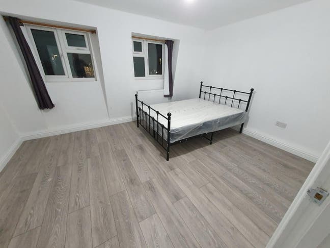 2 Bedroom Flat Next To Maryland Station Main Photo