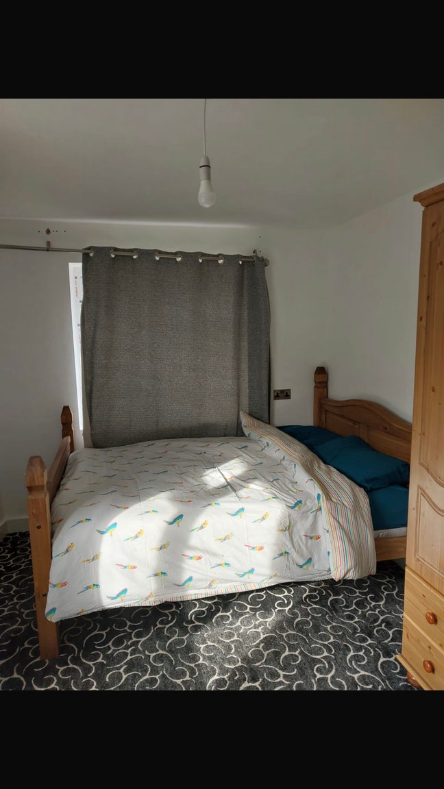 Room for rent  Main Photo