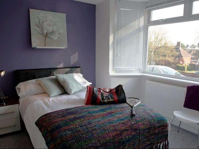 off-Suite on Warwick Road! | No Deposit!! Main Photo