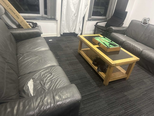 3 tenants needed. Main Photo
