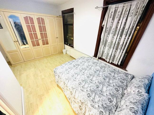 🔥Massive Bright Rm Spacious House🔥15mins to Stn Main Photo