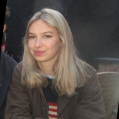 Young professional seeking flexible spare room Main Photo