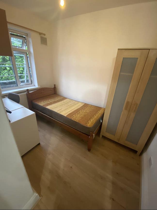 Cozy Cheap Single Bedroom in London Bridge Main Photo