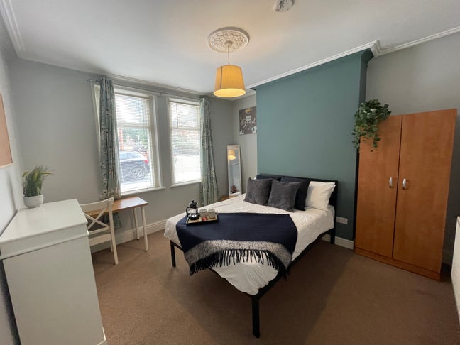 £98pw-£108pw - LN1 Area- Double Rooms Main Photo