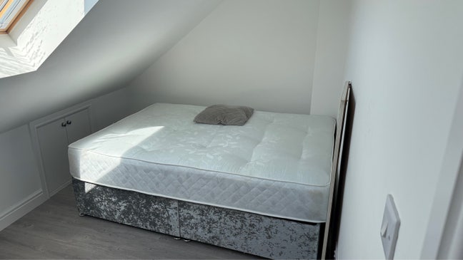 Single rooms to let Main Photo