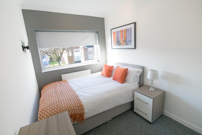 ** 1 Double Room Available ** Main Photo