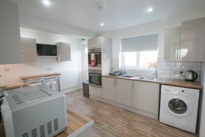 ** 1 Double Room Available ** Main Photo