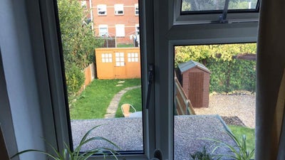 Double room in town centre close to station. Main Photo