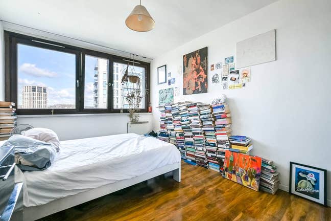 Friendly LGBT Home – Double Room Stoke Newington Main Photo