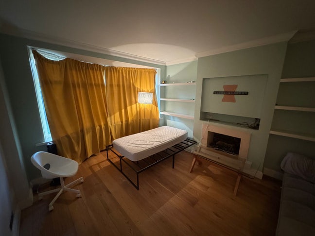 2 bedroom  Main Photo