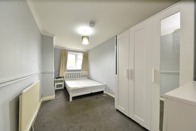 Furnished Double Room Main Photo