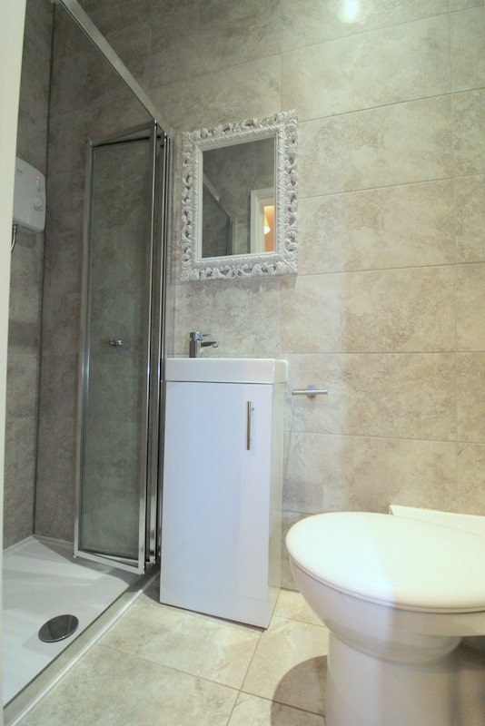 4 Bedroom/4 En-suite HMO Main Photo