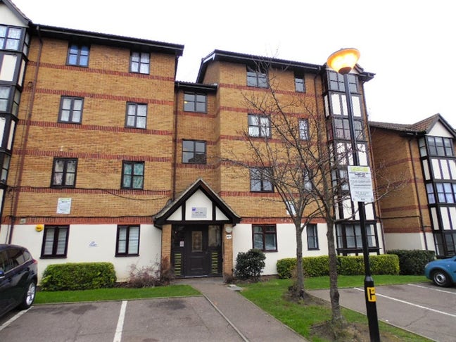 1-Bedroom Flat in Tottenham Main Photo