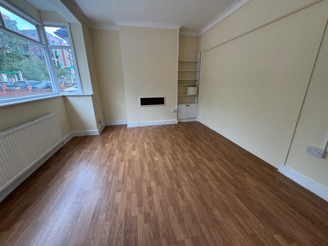 4 bed house in Wembley Park Main Photo