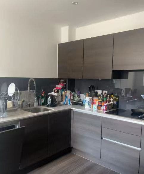 🤩 Comfy 2 bedroom with 24hr concierge & free GYM Main Photo