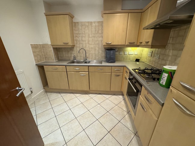 2 bed 2 bath flat in Hendon! available now! Main Photo