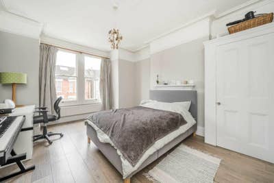 3 Doubles/Garden/LivingRoom 07/09 in Acton Main Photo