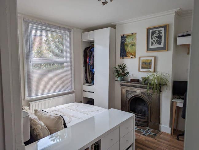 Sunny room in Catford to let Main Photo