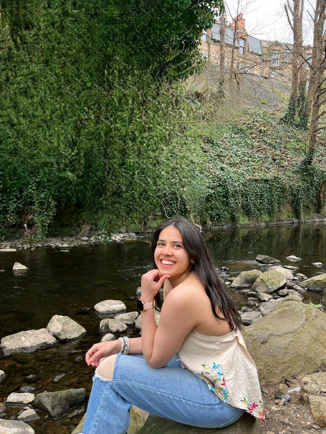 Looking for a flat for short stay 1-2 months Main Photo