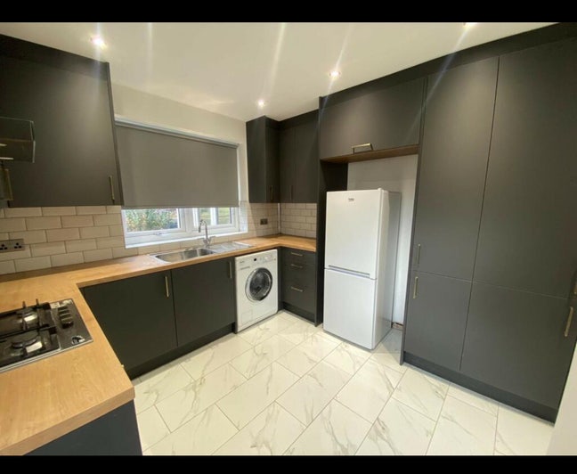 3 Bed Property  Main Photo