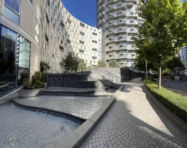 Westferry, E13, Modern Studio Apartment  Main Photo