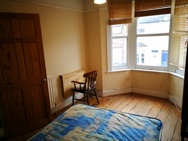 Spacious double rooms, Close to North St Main Photo