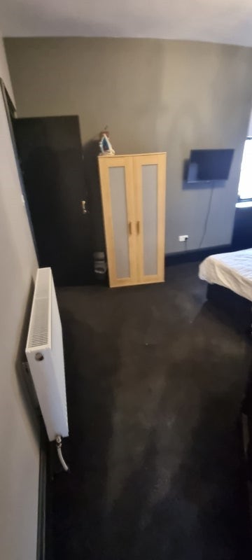 Large Ensuite Double Room – Glasgow City Centre  Main Photo