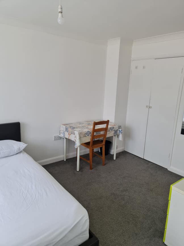 Room to Let, 15 Min Walk to Broomfield Hospital Main Photo
