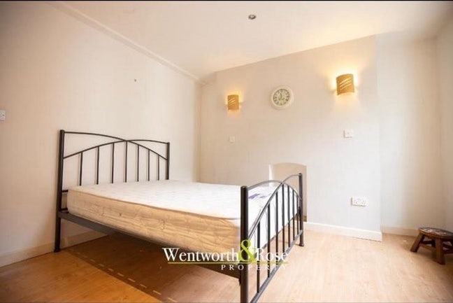 Large double room in Harborne Main Photo