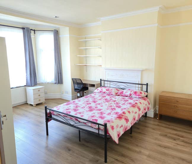 2 Spacious Double Rooms – Student Friendly Main Photo