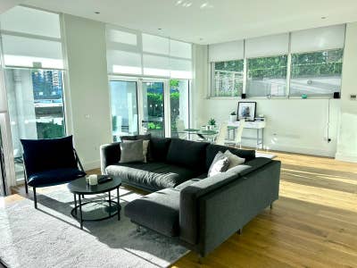 Modern Spacious 2Bd Battersea Waterfront Apartment Main Photo